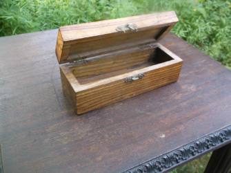 Small Lidded Oak Box